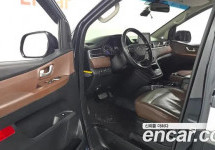 Hyundai Starex 