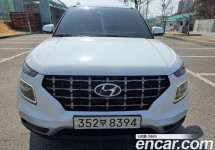 Hyundai Venue 