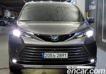 Toyota Sienna 