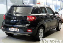 Hyundai Venue 