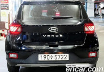 Hyundai Venue 