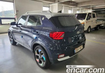 Hyundai Venue 