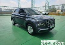 Hyundai Venue 