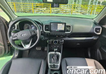Hyundai Venue 