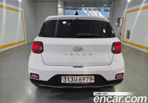Hyundai Venue 