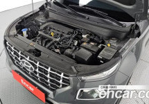 Hyundai Venue 