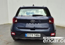 Hyundai Venue 