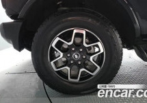 Ford Bronco 