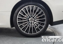 Mercedes-Benz Cle-Class 