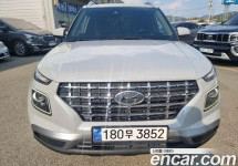 Hyundai Venue 