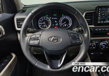 Hyundai Venue 