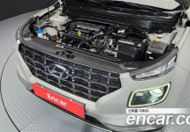 Hyundai Venue 