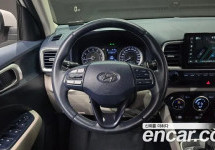 Hyundai Venue 