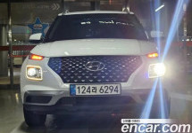 Hyundai Venue 