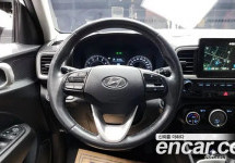 Hyundai Venue 