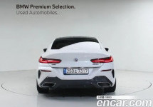 Bmw 8-Series 