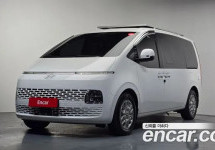 Hyundai Staria 
