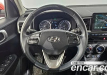 Hyundai Venue 