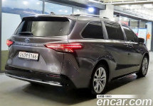 Toyota Sienna 