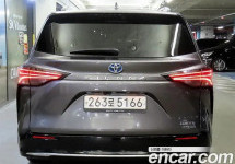Toyota Sienna 