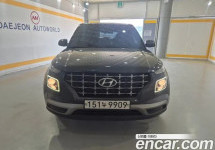 Hyundai Venue 