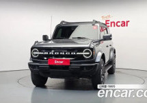Ford Bronco 
