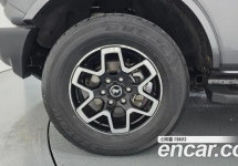 Ford Bronco 