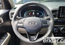 Hyundai Venue 
