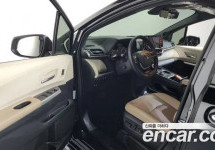 Toyota Sienna 