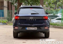 Hyundai Venue 