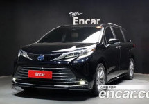 Toyota Sienna 