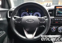 Hyundai Venue 