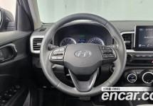 Hyundai Venue 
