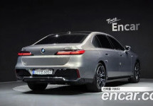 Bmw 7-Series 