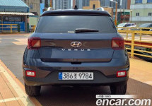 Hyundai Venue 