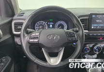 Hyundai Venue 