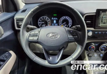 Hyundai Venue 