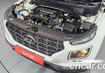 Hyundai Venue 
