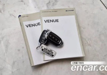 Hyundai Venue 
