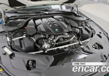 BMW 8-Series 