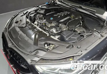 BMW 8-Series 