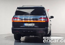 Lincoln Navigator 