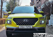 Hyundai Venue 