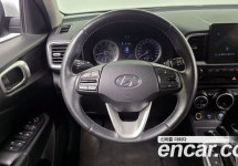 Hyundai Venue 