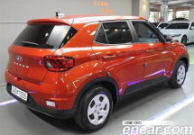 Hyundai Venue 