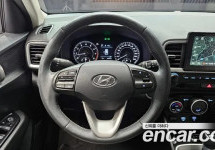 Hyundai Venue 