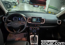 Hyundai Venue 