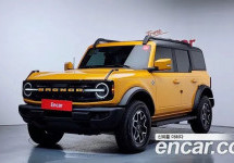 Ford Bronco 