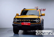 Ford Bronco 