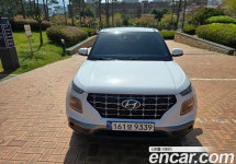Hyundai Venue 